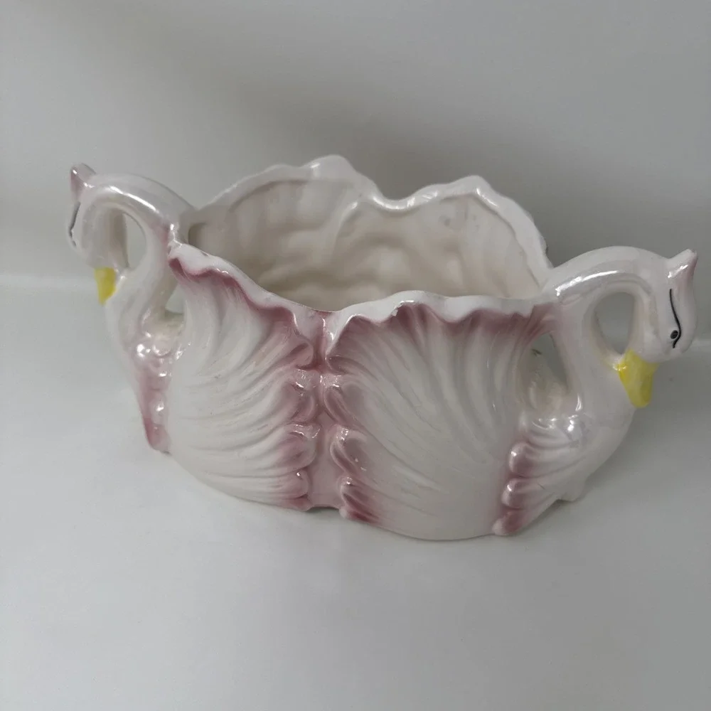 Swan Vase Planter Pearlized Pink Floral 5